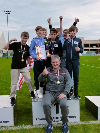 Finał Wojewódzki w Drużynowych Biegach Przełajowych 2025 04