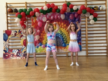 inbound7564520933149635327