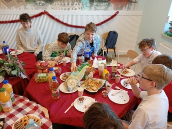 f3ba6381-a990-43cb-b738-63a155536f0c.jfif