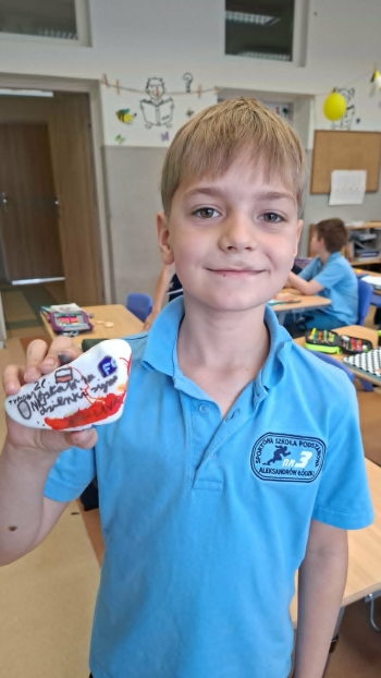 e7b05a4a-e48e-4dd4-9d23-0621c4020dfd.jfif